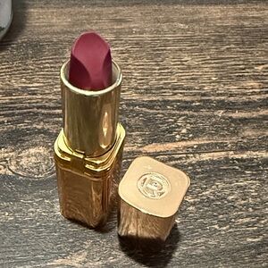 ⭐️5for25⭐️ Loreal Color Riche Berry Nude lipstick